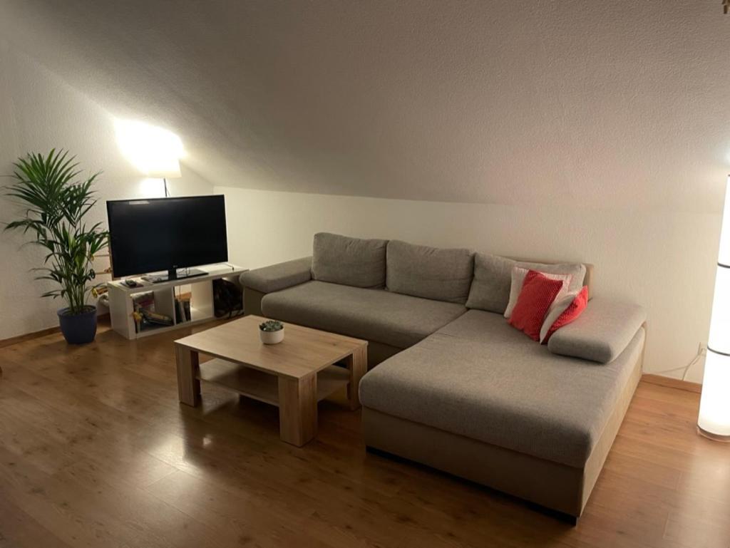 Ferienwohnung An Der Romantischen Strasse Direkt A3 Und A81 Eisingen  Dış mekan fotoğraf